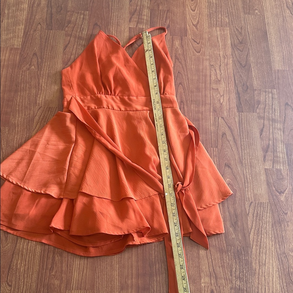 Burnt orange sleeveless romper size small - Picture 7 of 8
